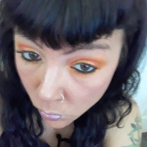 Meet your Posher, Lilly